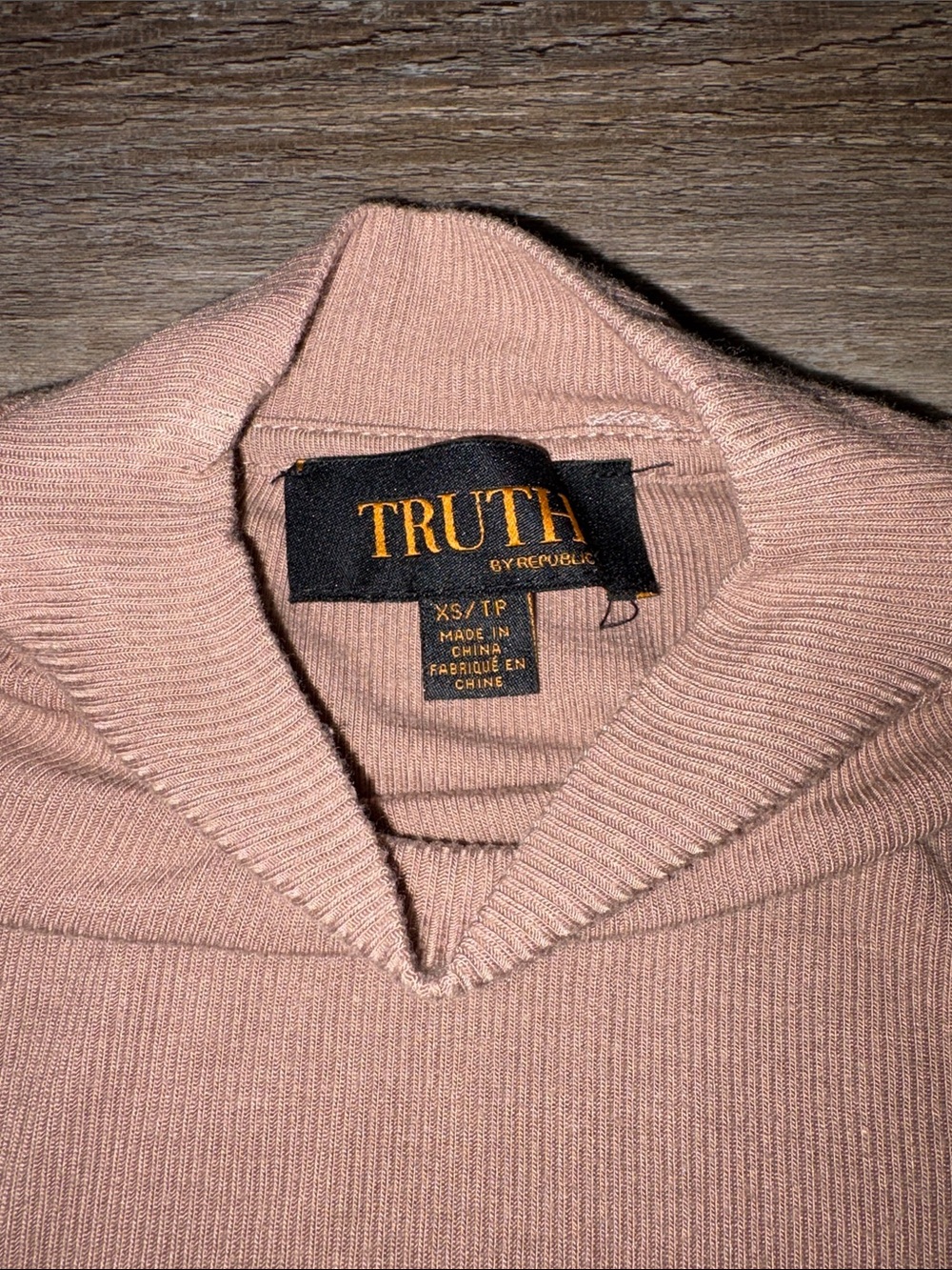 Truth top - Picture 2 of 2